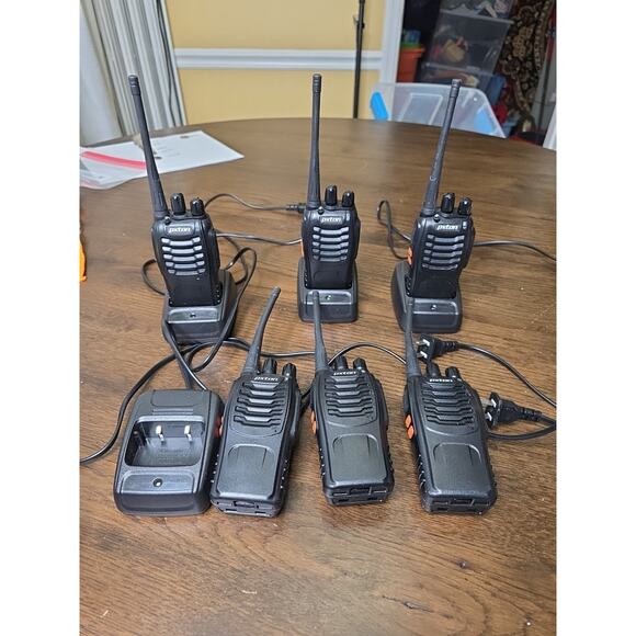 Pxton Walkie Talkie Long Range Two-Way Radio, 6 Walkie Talkie & 4 Charging Stand - Picture 12 of 16